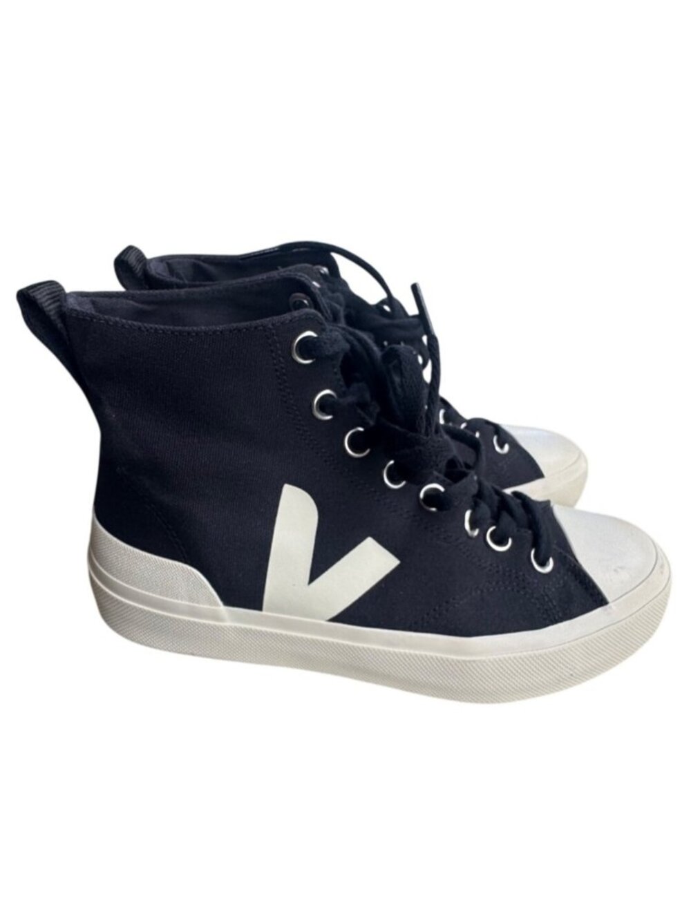 VEJA Wata II High-Top Lace Up Canvas Sneakers Womens Size 8 Black & White